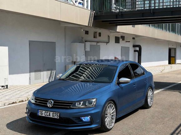 Sahibinden Volkswagen Jetta 1.6 TDi Trendline 2014 Model  268.000 km Mavi (metalik)
