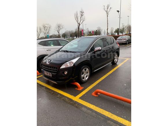 Sahibinden Peugeot 3008 1.6 HDi Allure 2011 Model İstanbul 246.000 km Siyah