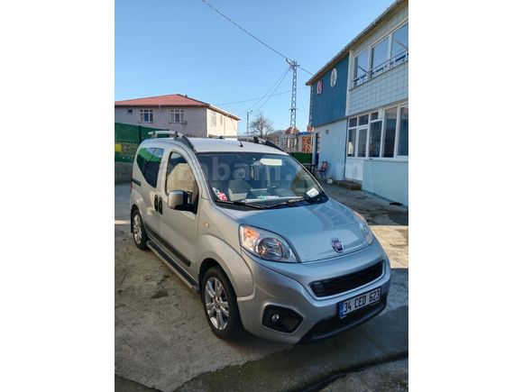Sahibinden Temiz Fiat Fiorino Combi 1.3 Multijet Emotion 2016 model