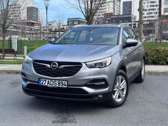 Vegas garage'den Grandland x hatasız tertemiz kısa süreliğine