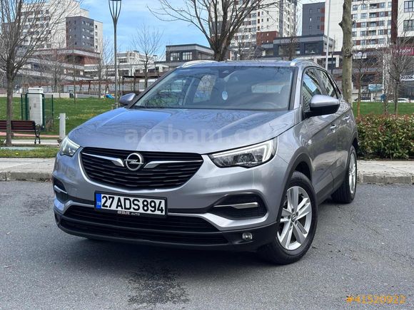Vegas garage'den Grandland x hatasız tertemiz kısa süreliğine