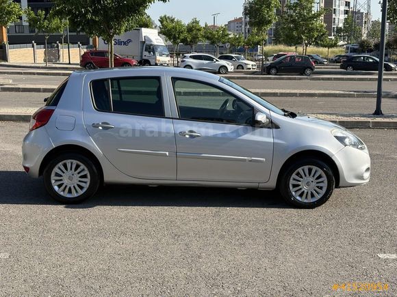 Vegas Garage'den 2011 Clio Extreme 83 Bin Km 4 Lastik Sıfır