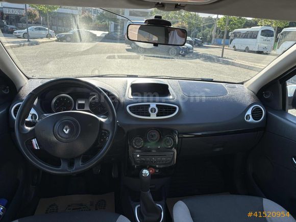 Vegas Garage'den 2011 Clio Extreme 83 Bin Km 4 Lastik Sıfır