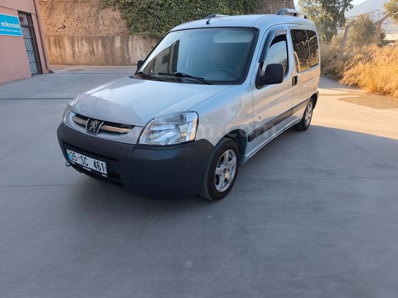 Sahibinden Peugeot Partner 1.9 D 2004 Model Klimali Çift Sürgülü