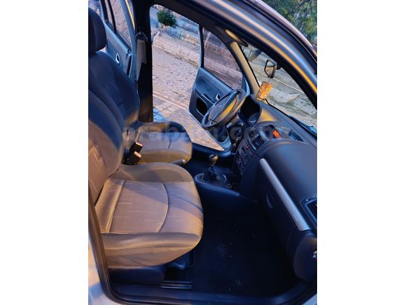 Sahibinden Renault Clio 1.4 Dynamique 2004 Model