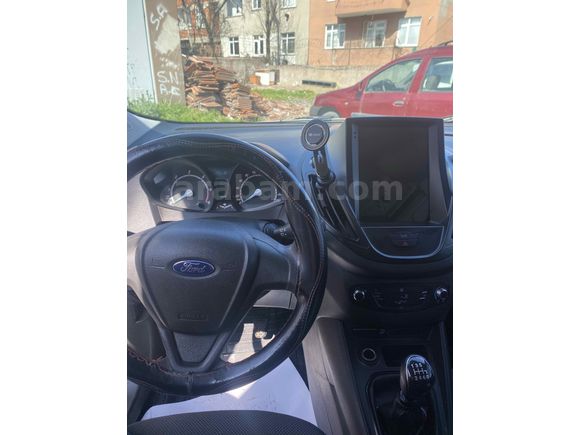 Sahibinden Ford Transit Courier 1.5 TDCi Trend 2020 Model 