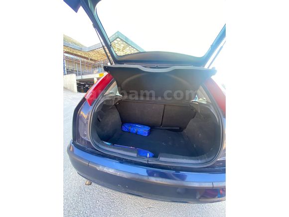 Sahibinden Ford Focus 1.8 TDCi Ghia 2001 Model 