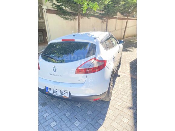 Sahibinden Renault Megane 1.5 dCi Authentique 2011 Model 