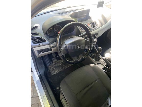 Sahibinden Renault Megane 1.5 dCi Authentique 2011 Model 