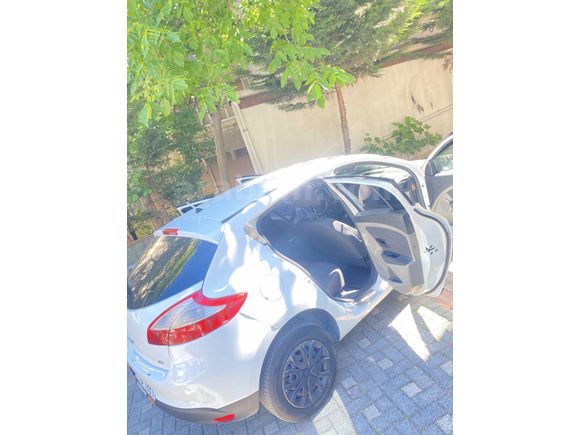 Sahibinden Renault Megane 1.5 dCi Authentique 2011 Model 