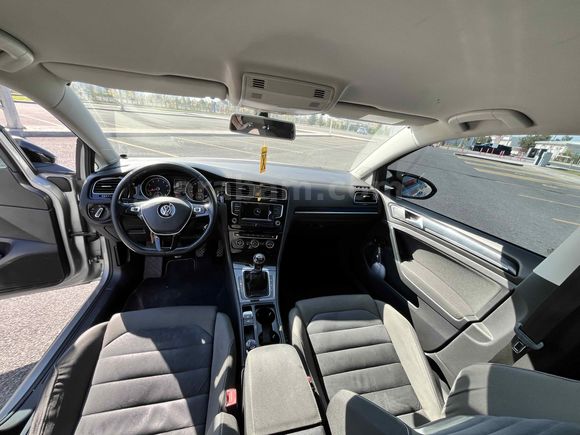 MEMURDAN SATILIK GOLF 7 TEMİZ BAKIMLI