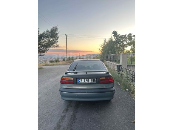 Sahibinden Renault Laguna 2.0 RXT 2000 Model 