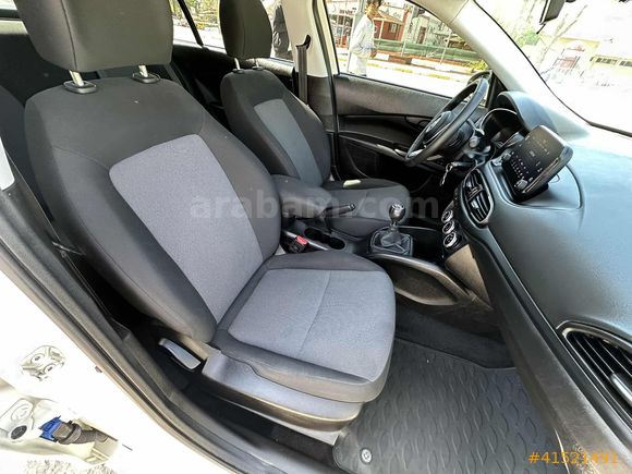 BOYASIZ!! 2024 FİAT EGEA 1.4 FİRE 95PS EASY PLUS 37.000 KM DE