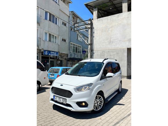 Sahibinden Ford Tourneo Courier 1.5 TDCi Titanium 2019 Model 