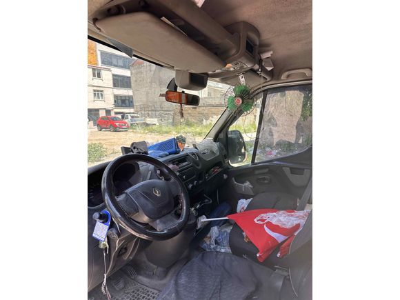 Sahibinden Renault Master 2.3 dCi 13 m3 2014 Model  raflı hazır sistem