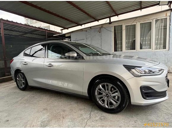 KORKMAZ GRUPDAN 2025 ÇIKIŞLI FORD FOCUS TITANIUM STİL