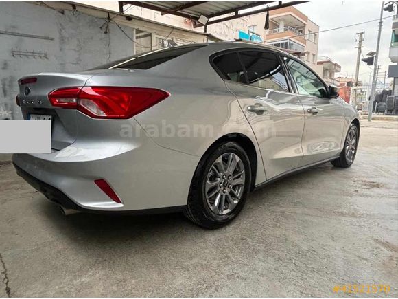 KORKMAZ GRUPDAN 2025 ÇIKIŞLI FORD FOCUS TITANIUM STİL