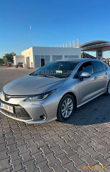 Galeriden Toyota Corolla 1.5 Dream X-Pack 2023 Model Malatya 95.000 km Gri