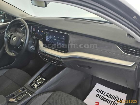HYUNDAİ BAYİ ARSLANOĞLU DAN OCTAVİA 1.5 TSI e-Tec PREMİUM DSG