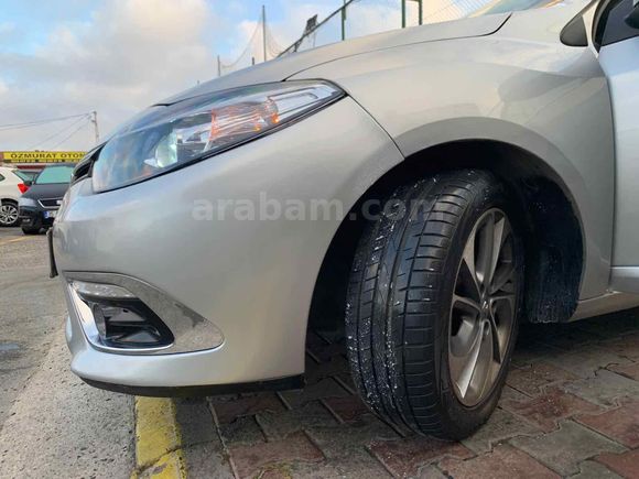 OTOMATİK ICON PAKET EN DOLUSU 155 BİNDE MASRAFSIZ AİLE ARACI