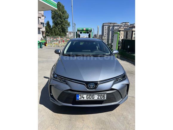 Sahibinden Toyota Corolla 1.8 Hybrid Dream 2022 Model 