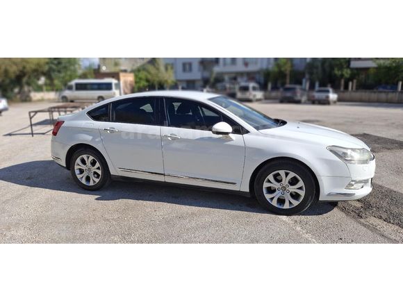 Sahibinden Citroen C5 1.6 HDi SX 2011 Model Adana 184.000 km Beyaz