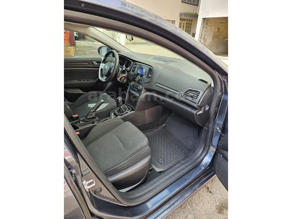 Sahibinden Renault Megane 1.3 TCe Joy 2019 Model