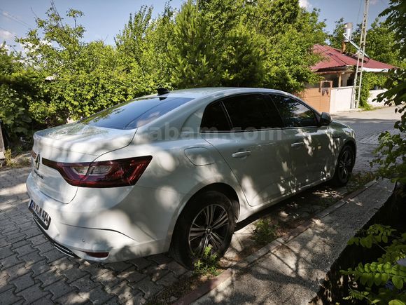 Sahibinden Renault Megane 1.3 TCe Touch plus 2023 Model