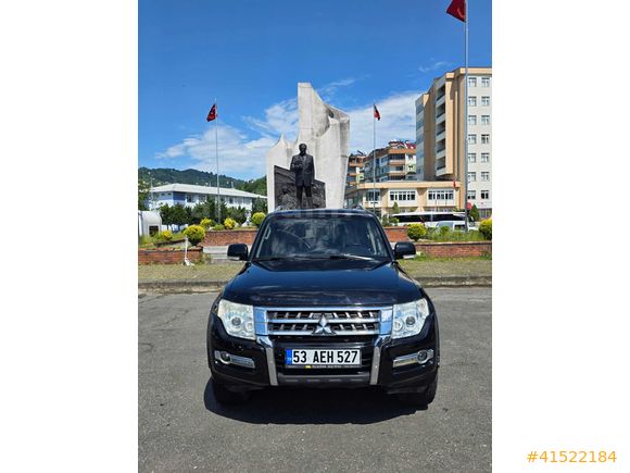 SAFİ'DEN MITSUBISHI PAJERO OTOMATİK BAKIMLI AİLE ARACI