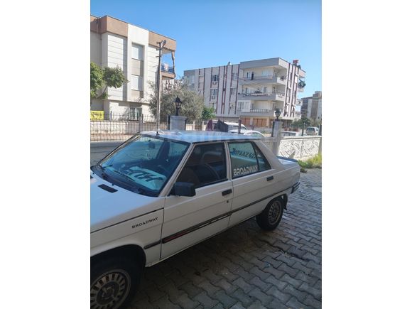Sahibinden Renault R 9 1.4 Broadway GTE 1990 Model