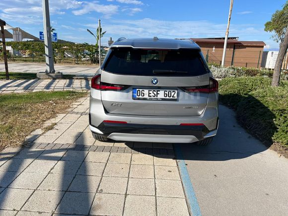 Sahibinden BMW iX1 eDrive20 X Line 2024 Model İzmir