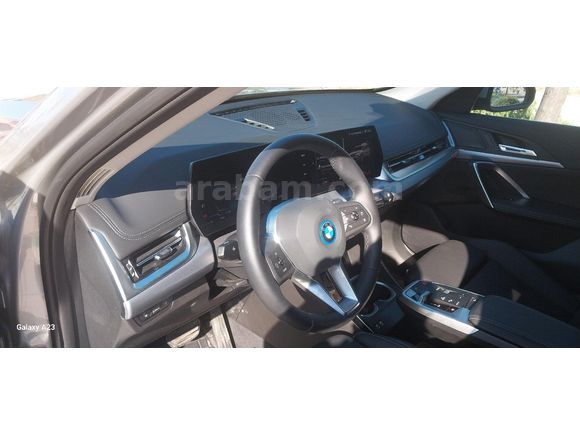 Sahibinden BMW iX1 eDrive20 X Line 2024 Model İzmir