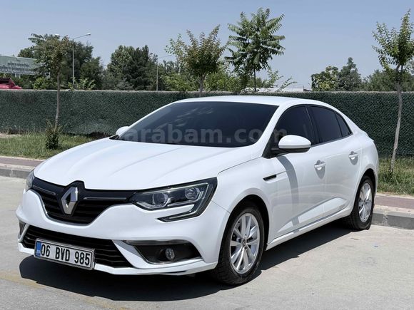 Galeriden Renault Megane 1.5 Blue DCI Touch 2020 Model Batman