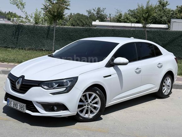 Galeriden Renault Megane 1.5 Blue DCI Touch 2020 Model Batman