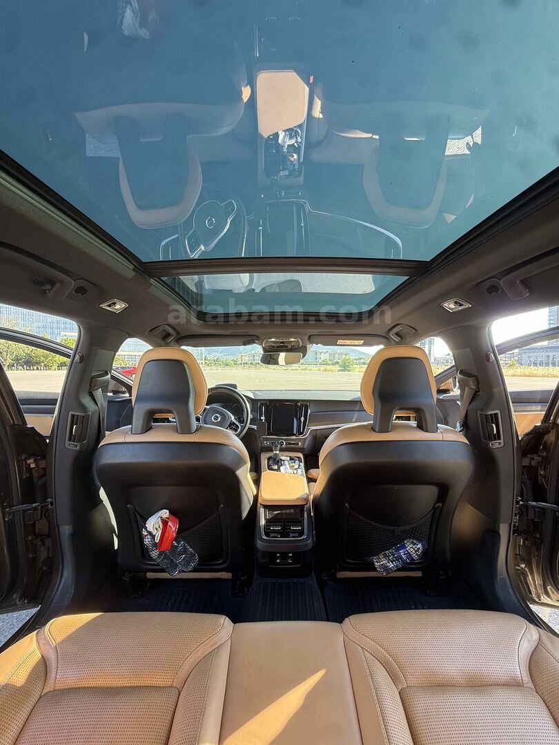 Sahibinden Volvo V90 Cross Country 2.0 D D5 Pro 2018 Model Bursa 117.400 km Kahverengi 3