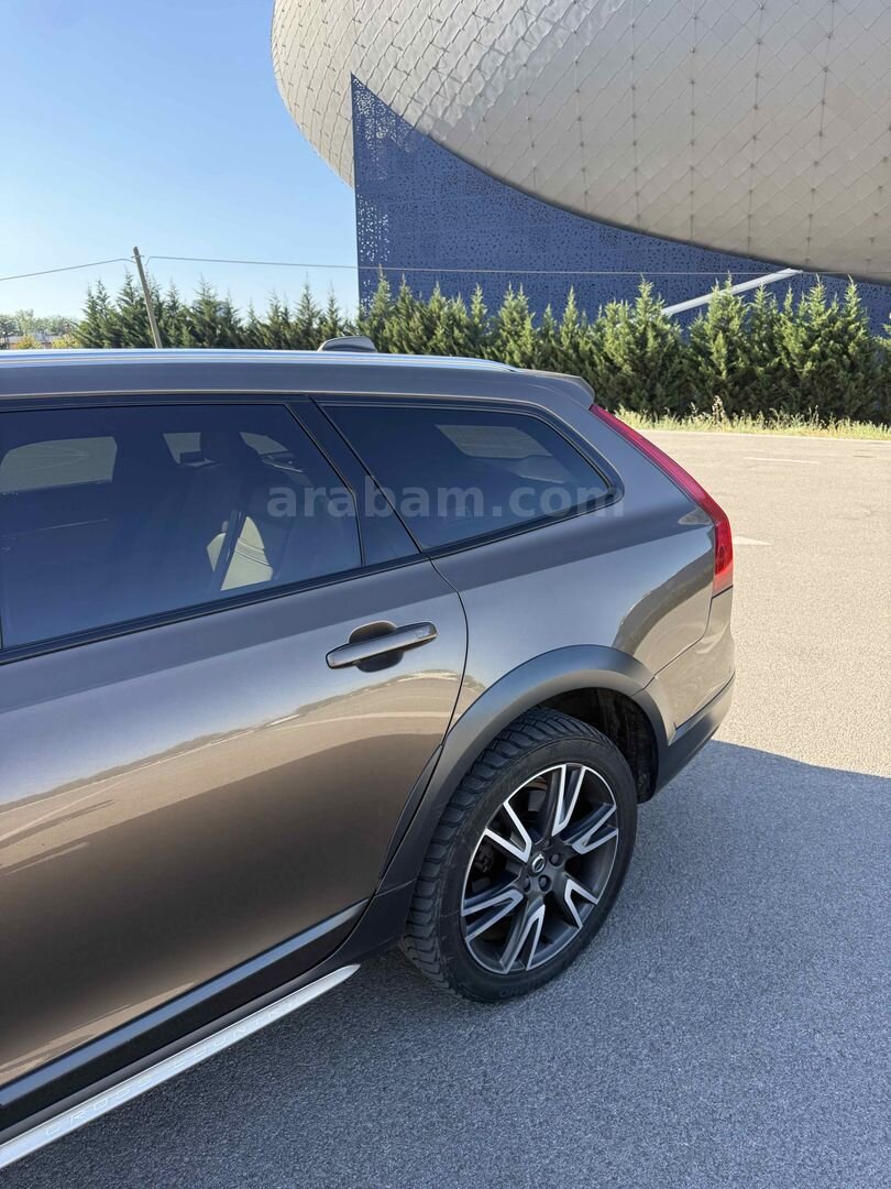 Sahibinden Volvo V90 Cross Country 2.0 D D5 Pro 2018 Model Bursa 117.400 km Kahverengi 7