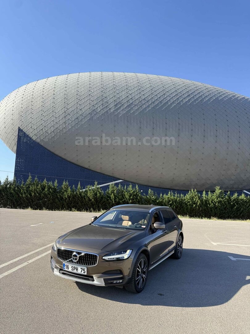 Sahibinden Volvo V90 Cross Country 2.0 D D5 Pro 2018 Model Bursa 117.400 km Kahverengi 1