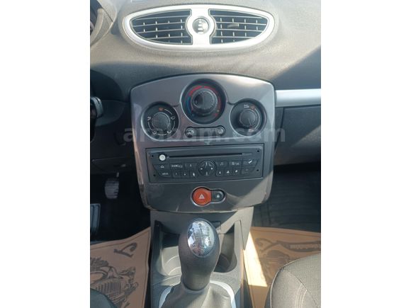 Sahibinden Renault Clio 1.2 Extreme 2011 Model  202.000 km Siyah