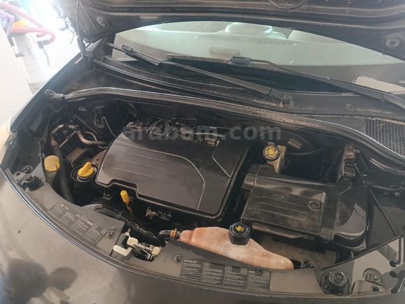 Sahibinden Renault Clio 1.2 Extreme 2011 Model  202.000 km Siyah