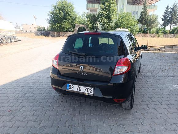Sahibinden Renault Clio 1.2 Extreme 2011 Model  202.000 km Siyah