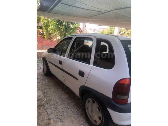 Galeriden Opel Corsa 1.5 TD 2000 Model Denizli