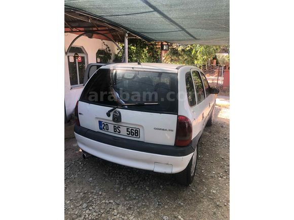 Galeriden Opel Corsa 1.5 TD 2000 Model Denizli