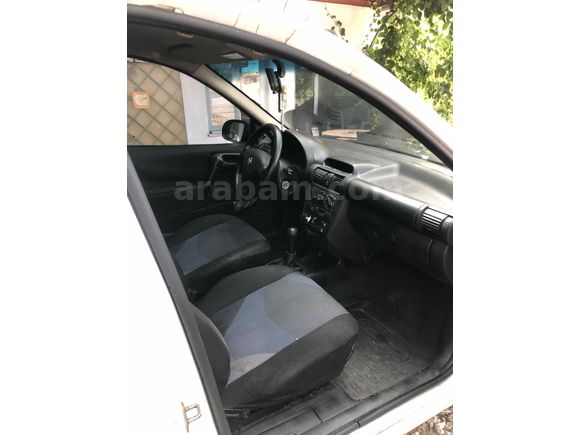 Galeriden Opel Corsa 1.5 TD 2000 Model Denizli