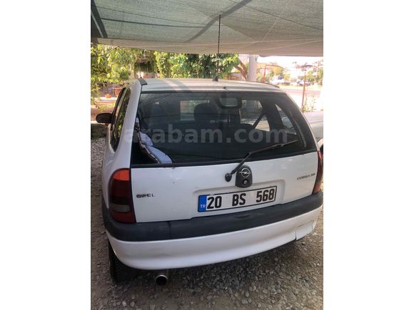 Galeriden Opel Corsa 1.5 TD 2000 Model Denizli
