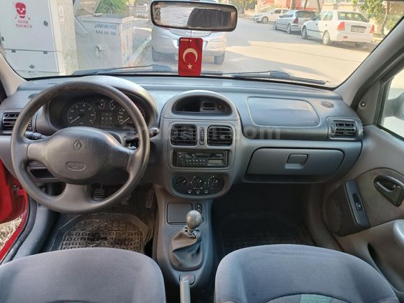 Sahibinden Renault Clio 1.4 RTA 2001 Model