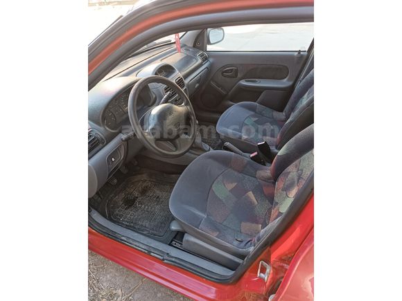 Sahibinden Renault Clio 1.4 RTA 2001 Model