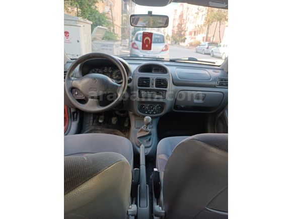 Sahibinden Renault Clio 1.4 RTA 2001 Model