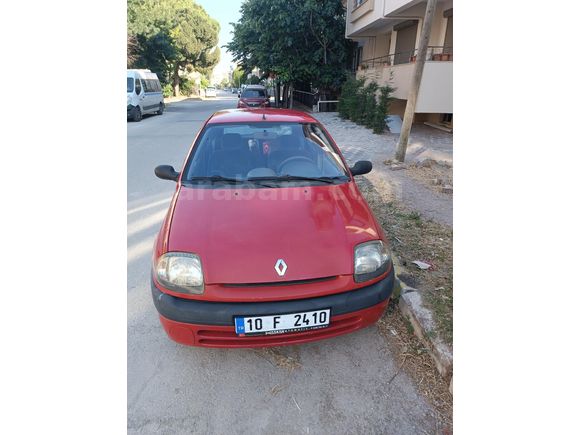 Sahibinden Renault Clio 1.4 RTA 2001 Model