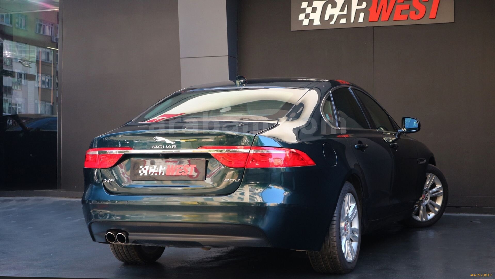 Galeriden Jaguar XF 2.0 D Prestige Plus 2015 Model İstanbul 104.000 km Yeşil 6