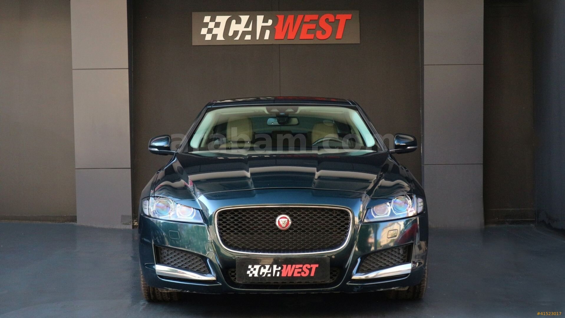 Galeriden Jaguar XF 2.0 D Prestige Plus 2015 Model İstanbul 104.000 km Yeşil 1